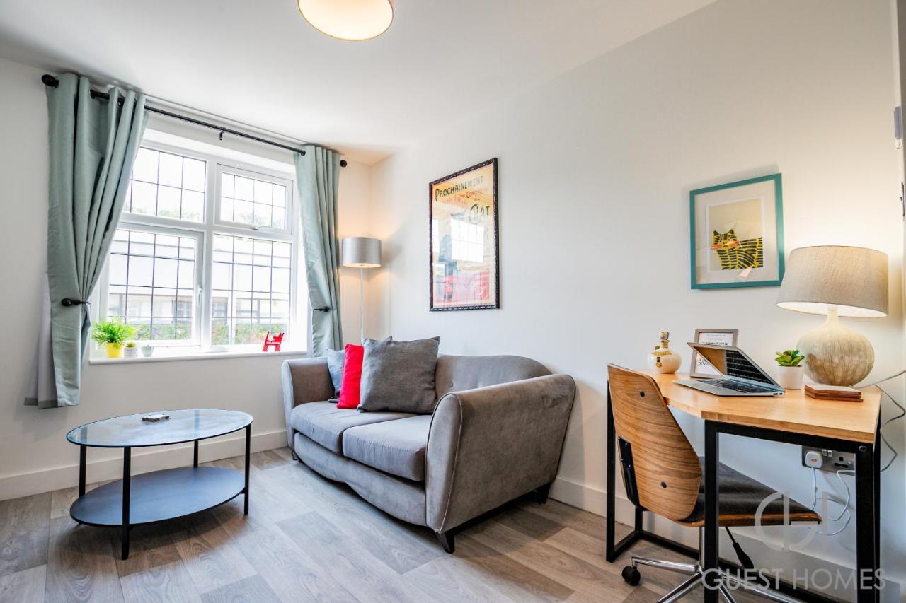 Guest Homes - Croydon Road Apartments Caterham Exterior photo
